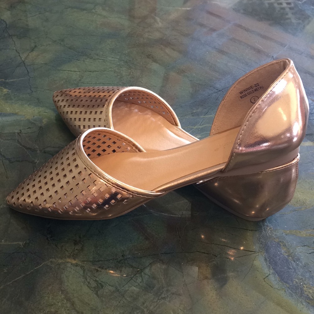NIB! Rose Gold D’Orsay Flats